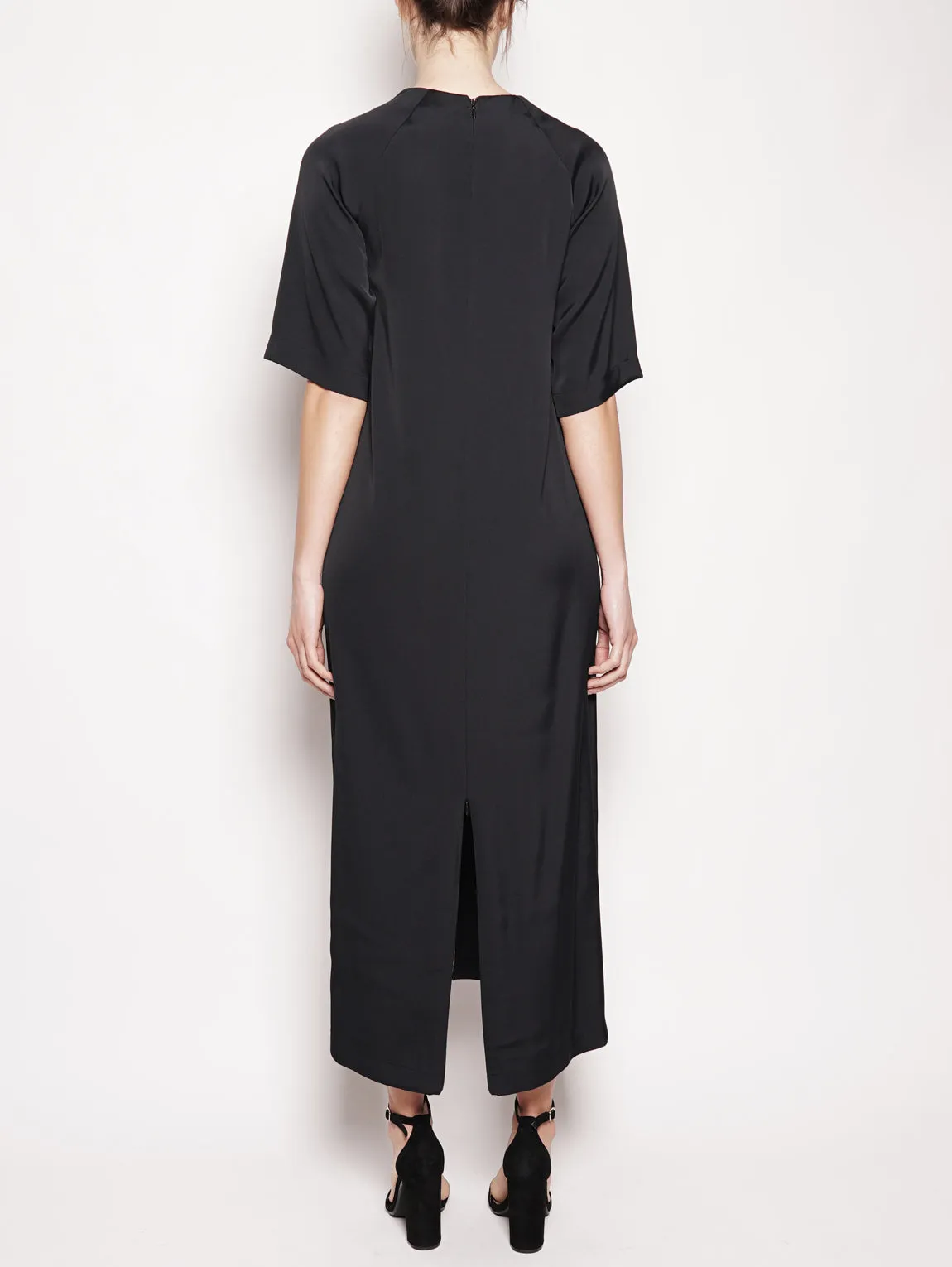 Abito con zip Nero