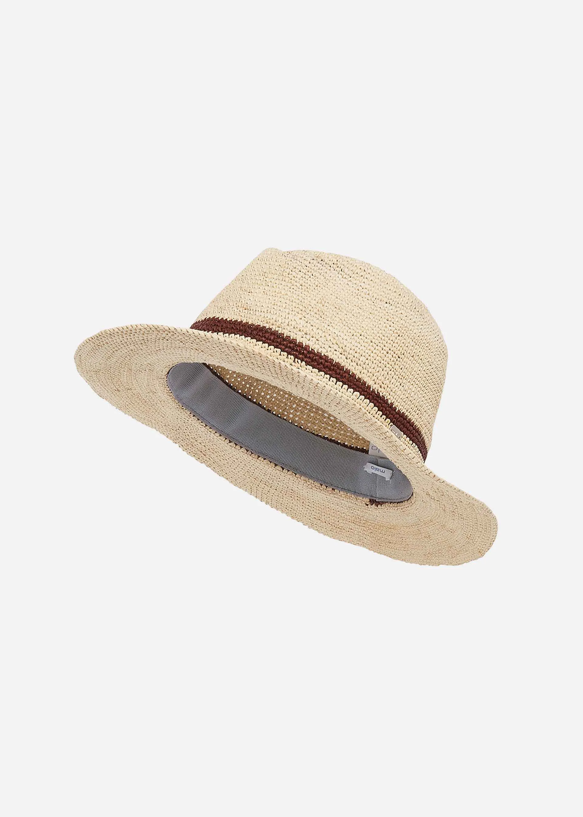 Cappello in rafia naturale realizzato a mano