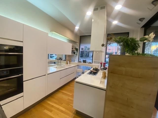 Cucina con Isola Hacker Systemat AV 6000