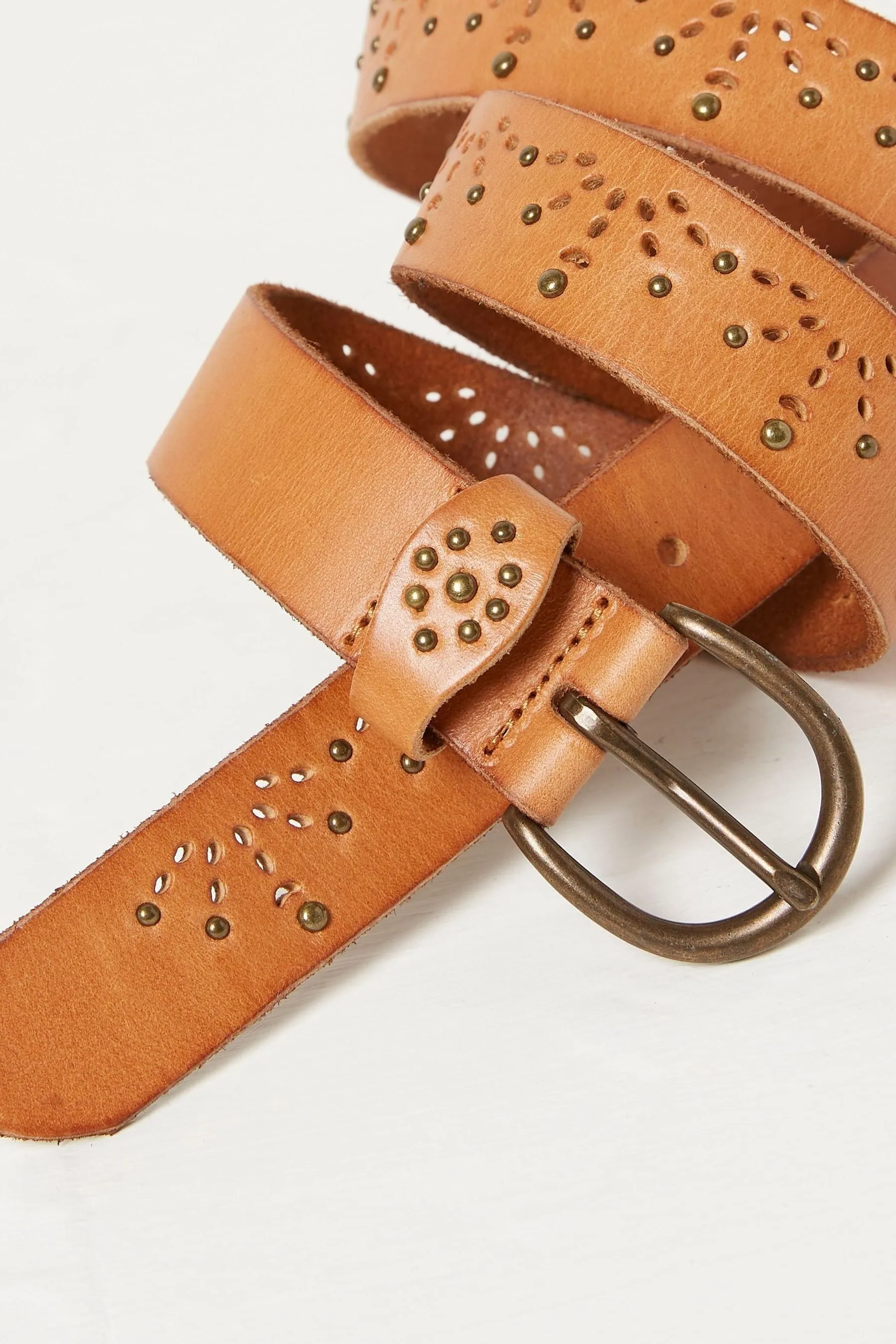 FatFace - Cintura in pelle con taglio geometrico al laser