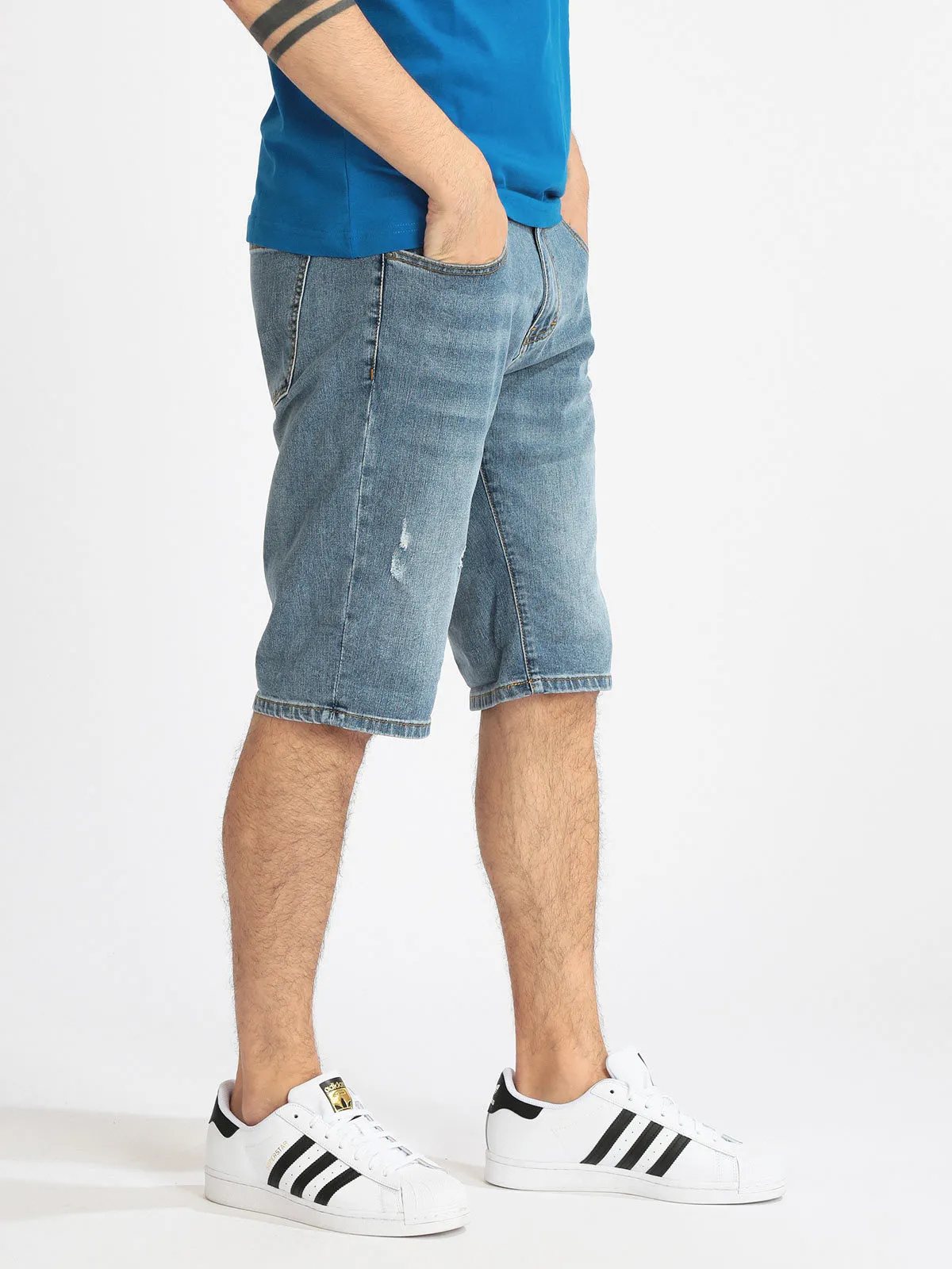 Frankie Malone Bermuda homme en jean avec déchirures