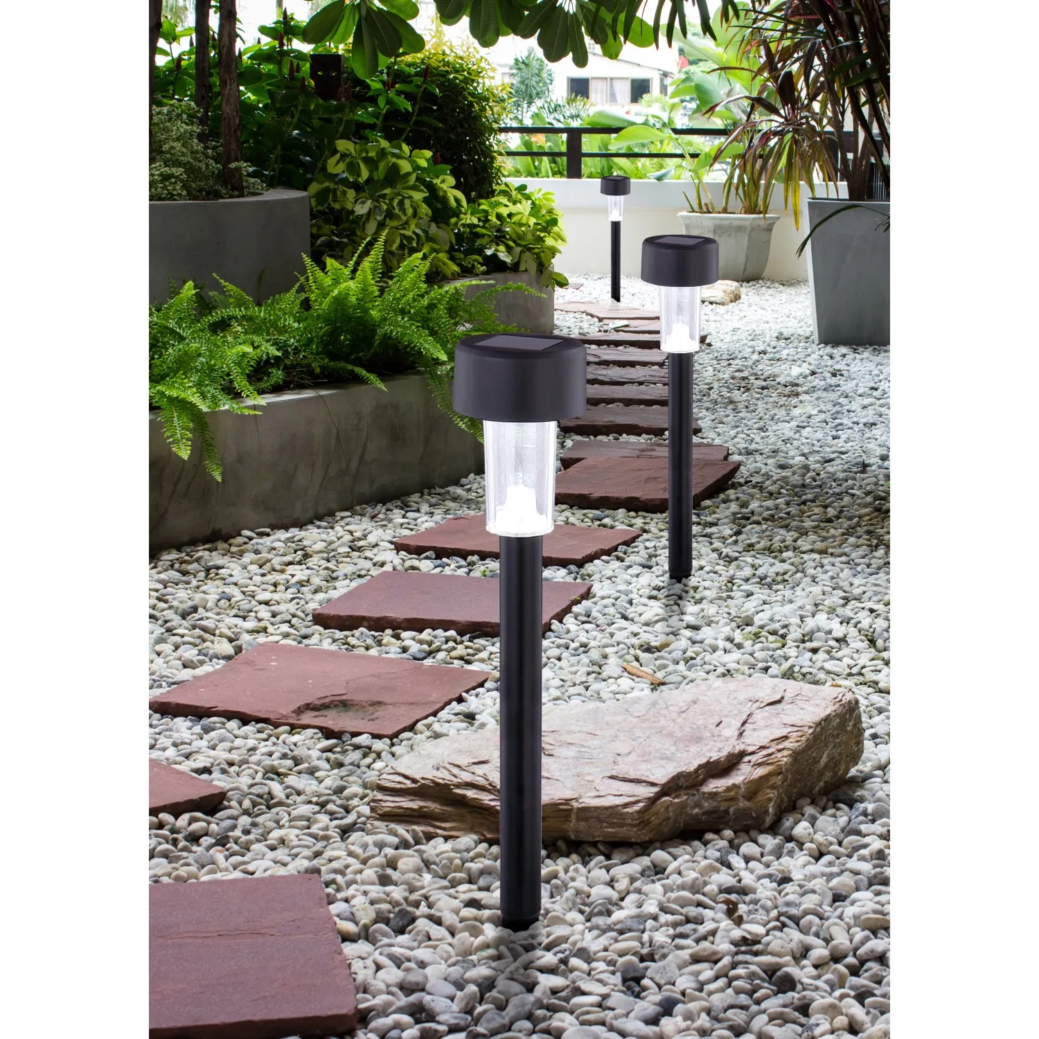 Lampada solare da esterno Globo LED in plastica nera con picchetto