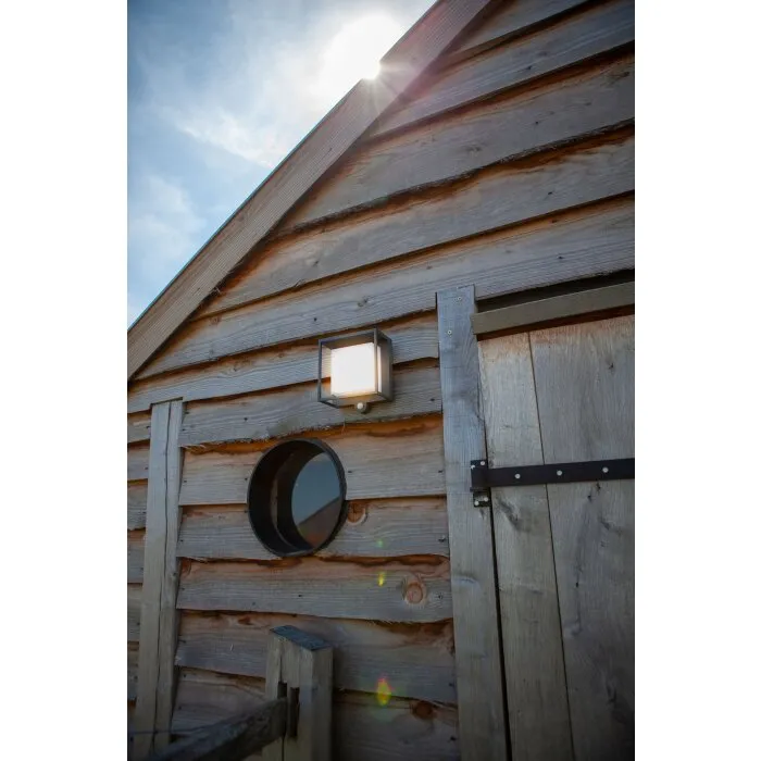 Lutec Curtis Solar Applique LED Antracite, 1-Luce, Sensori di movimento