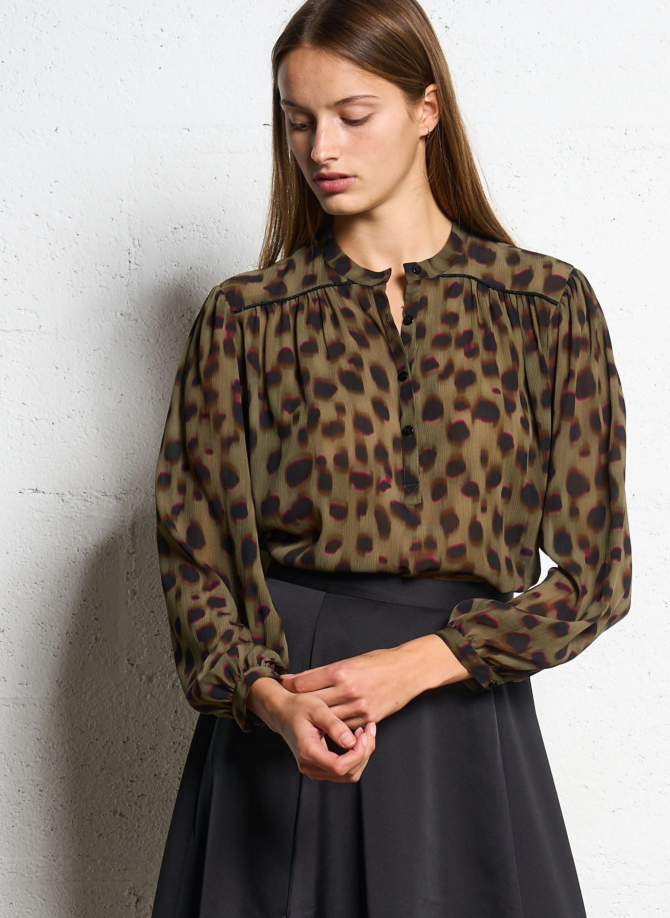  ONE STEP   CLUSE - Blusa dritta stampata | Kaki