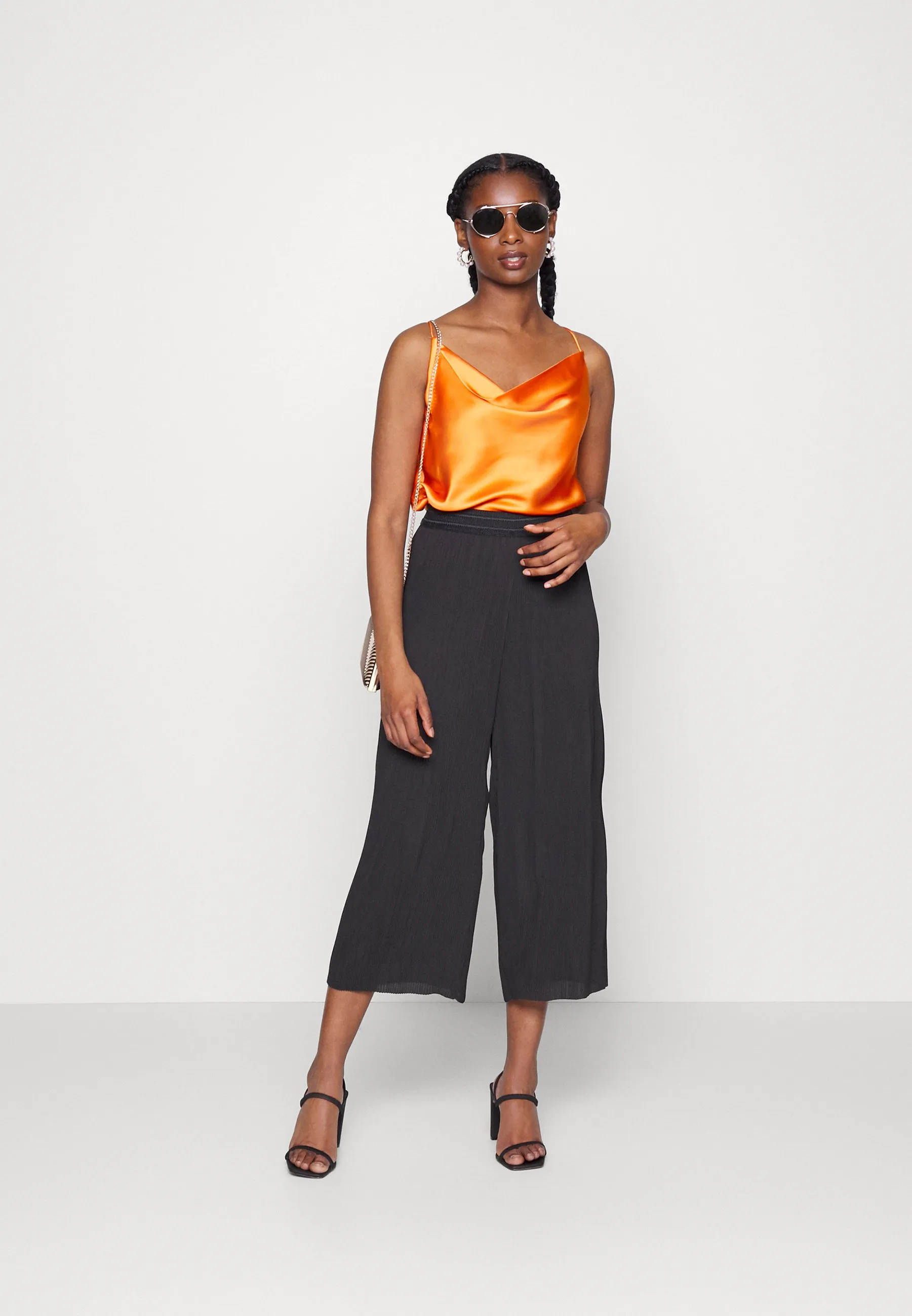 ONLMARIN PLISSE CULOTTE - Pantaloni